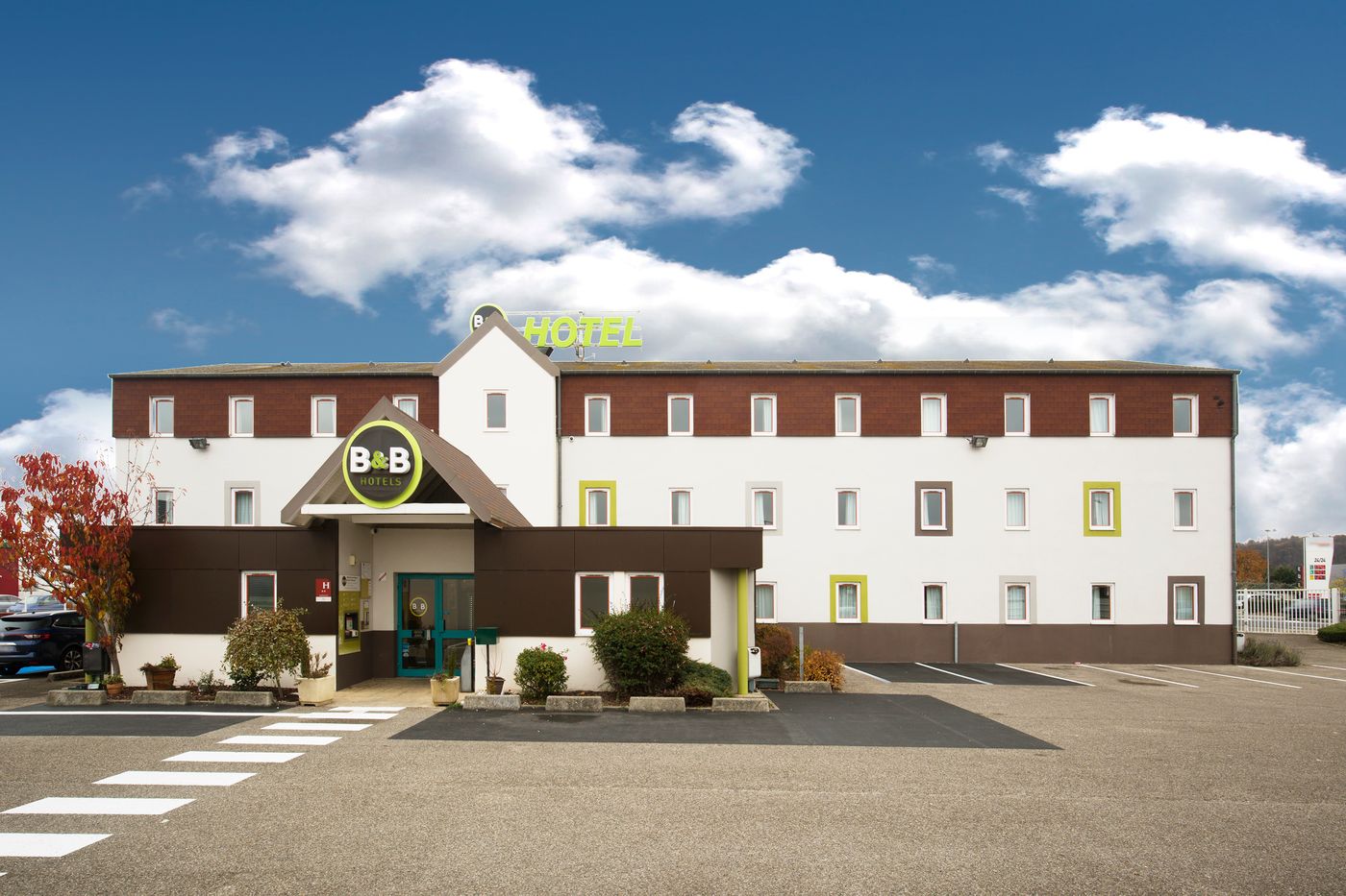 B&B Hôtel LYON Saint-Bonnet Mi-Plaine - France - Saint-Bonnet-de-Mure - General view - 2