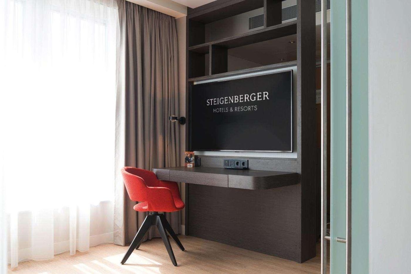 Steigenberger-Amsterdam-Airport-Room-32