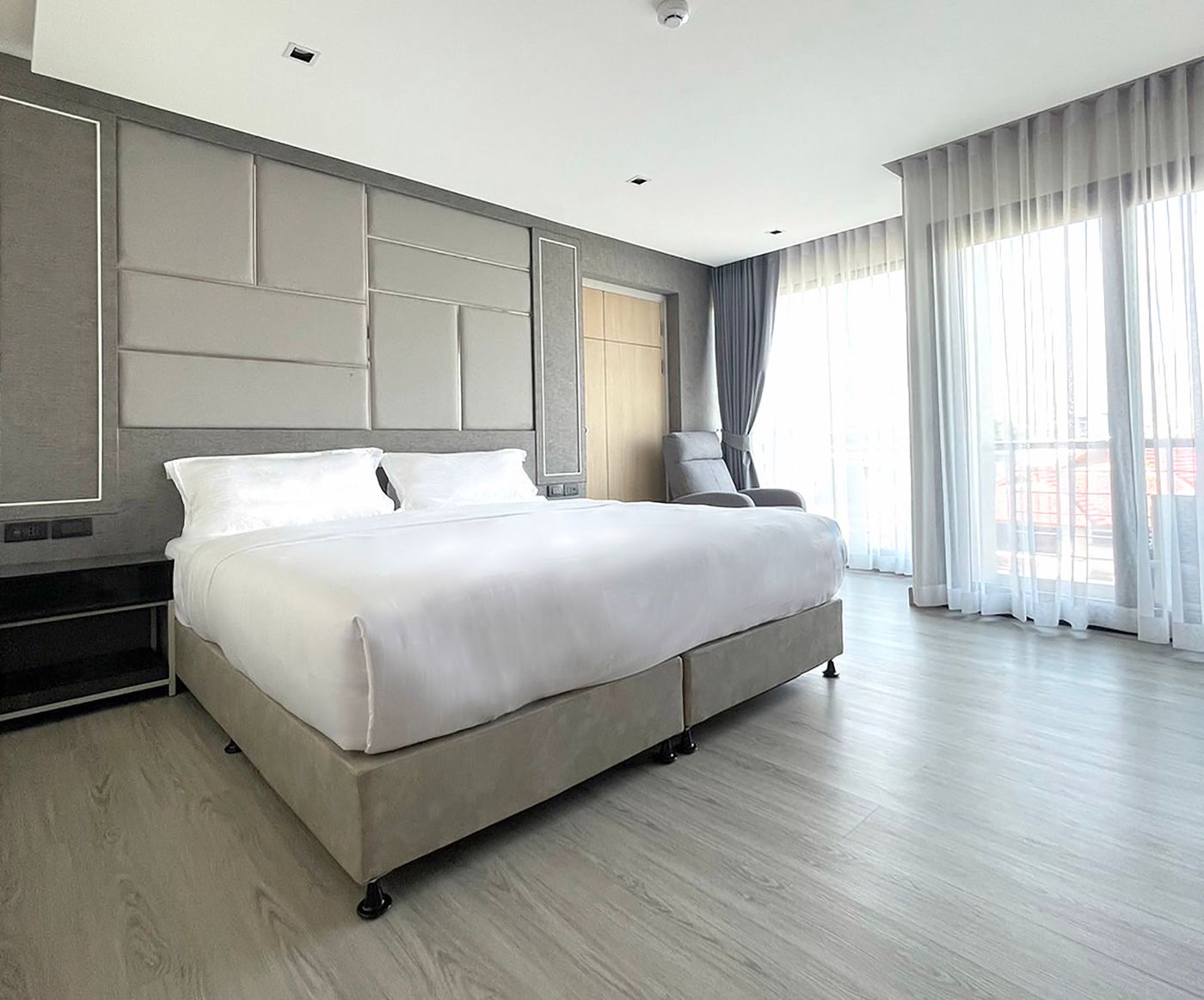 The-9-Residence-Hotel-Room-21
