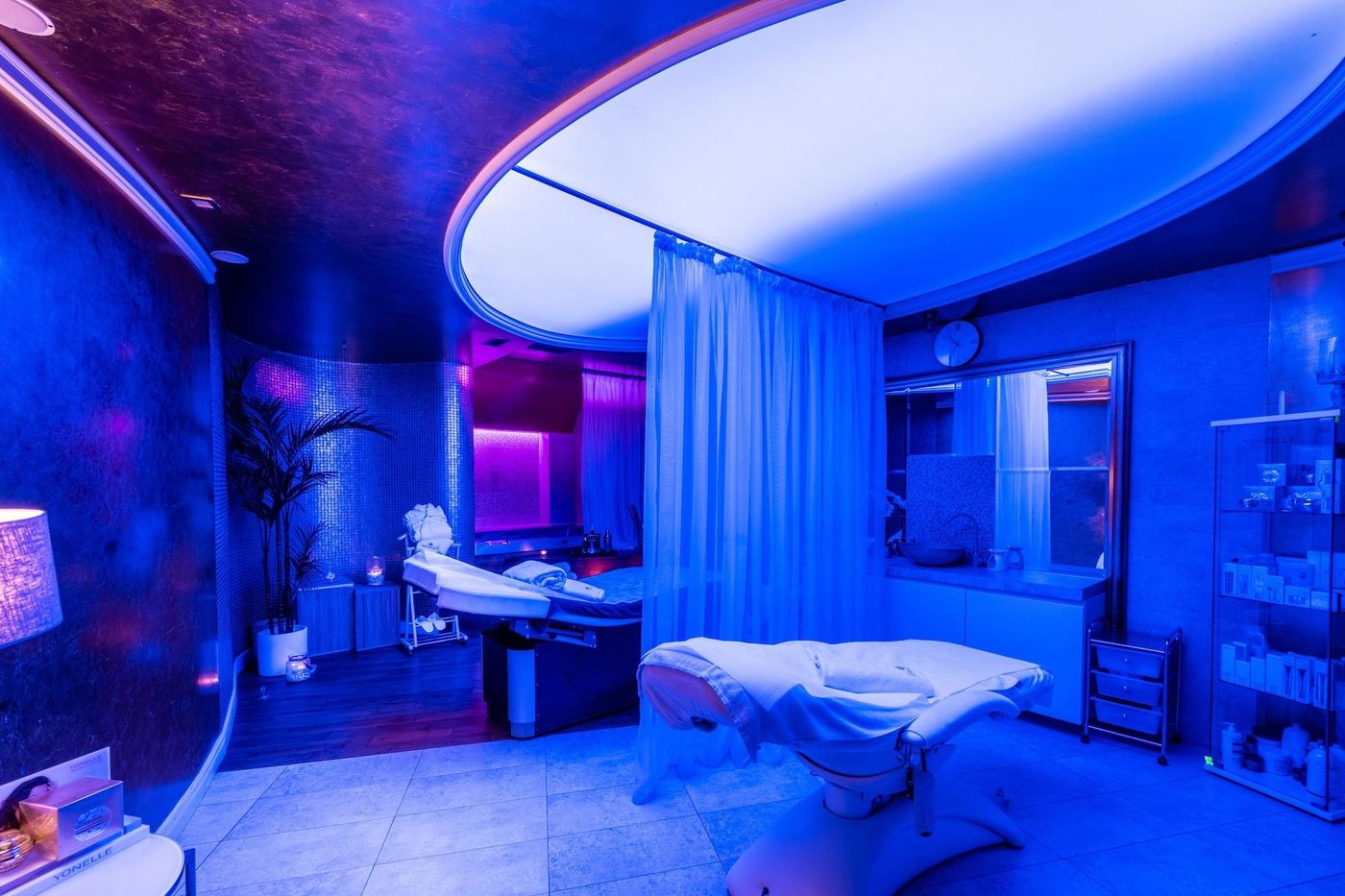 A11-Apartments-Spa-Dermique-Sports-and-Entertainment-66