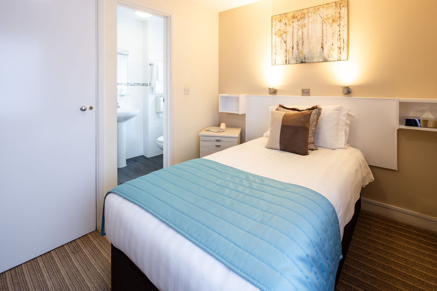 Norfolk-Lodge-Room-17