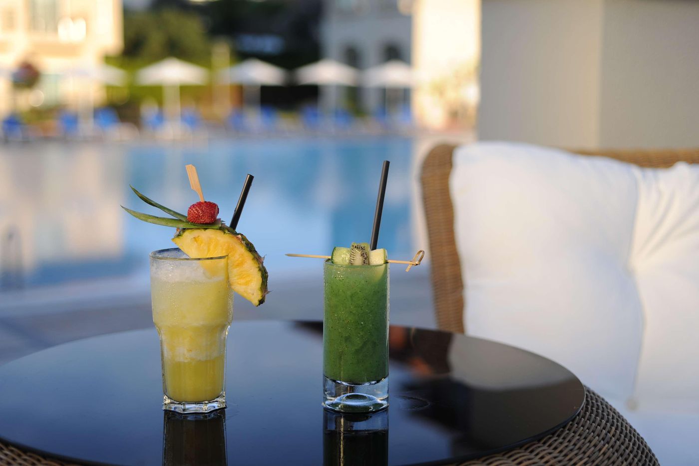 Radisson-Blu-Resort---SPA-Cesme-Bar-12