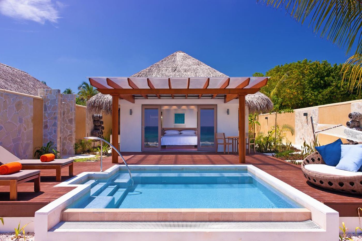 Sheraton Maldives Full Moon Resort & Spa