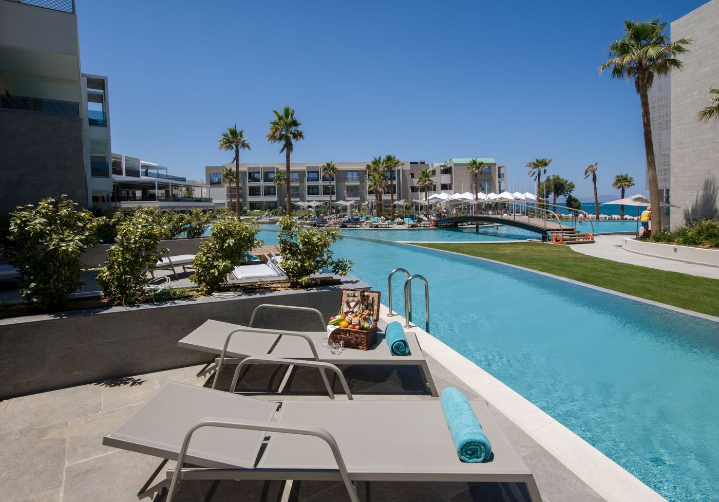 Amira Luxury Resort and Spa