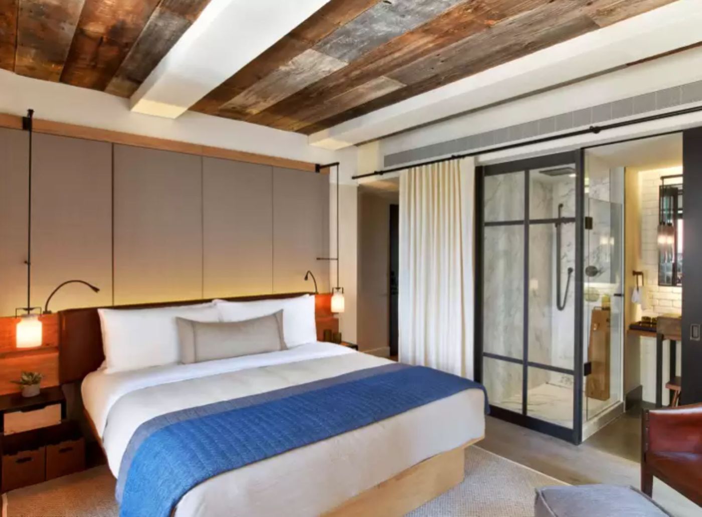 1-Hotel-Central-Park-Room-23