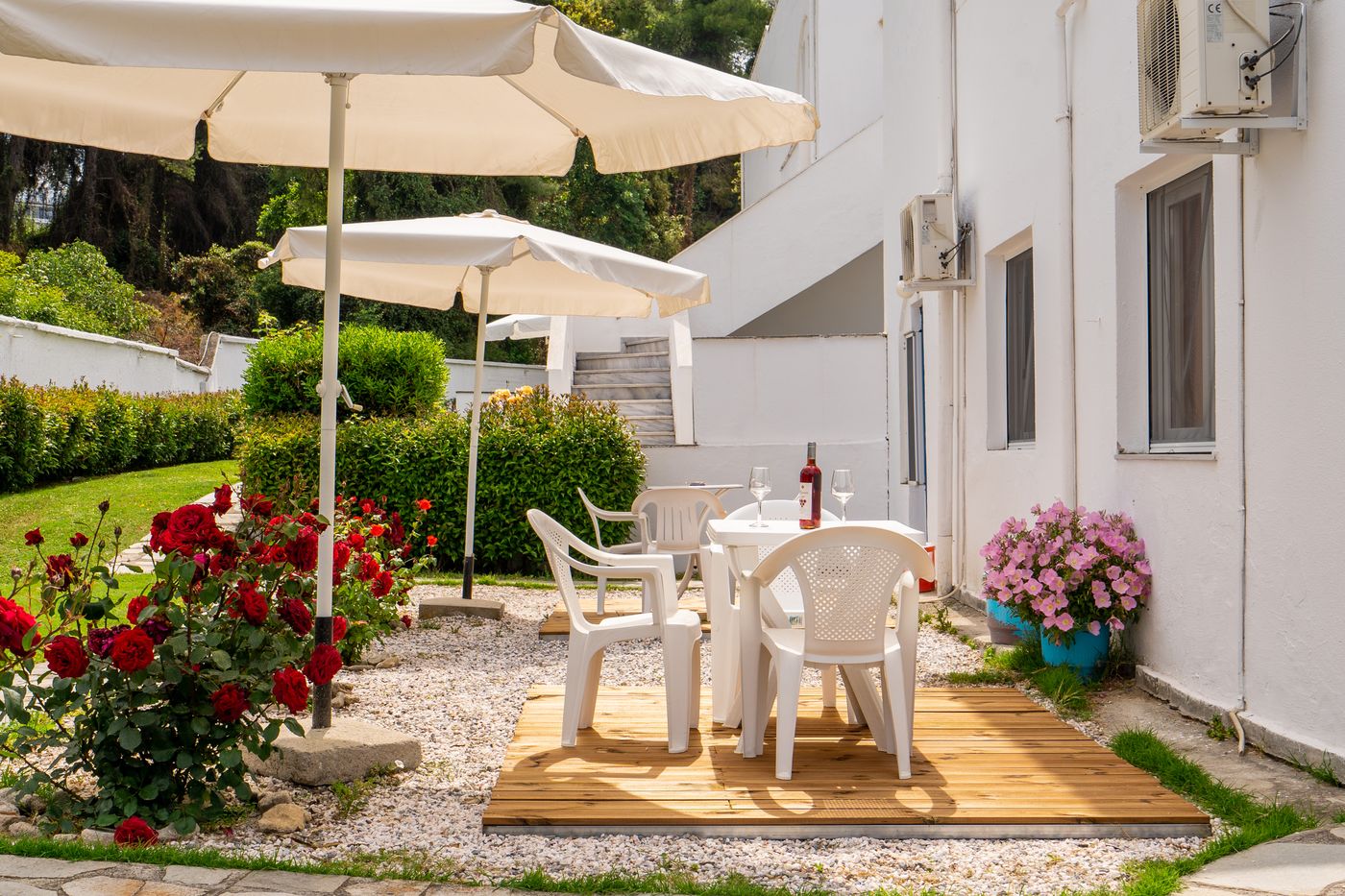 Theo-Bungalows-Terrace-31