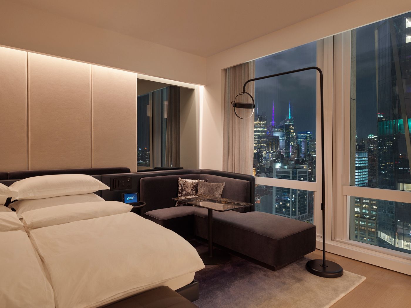 Equinox-Hotel-Hudson-Yards-New-York-Room-6