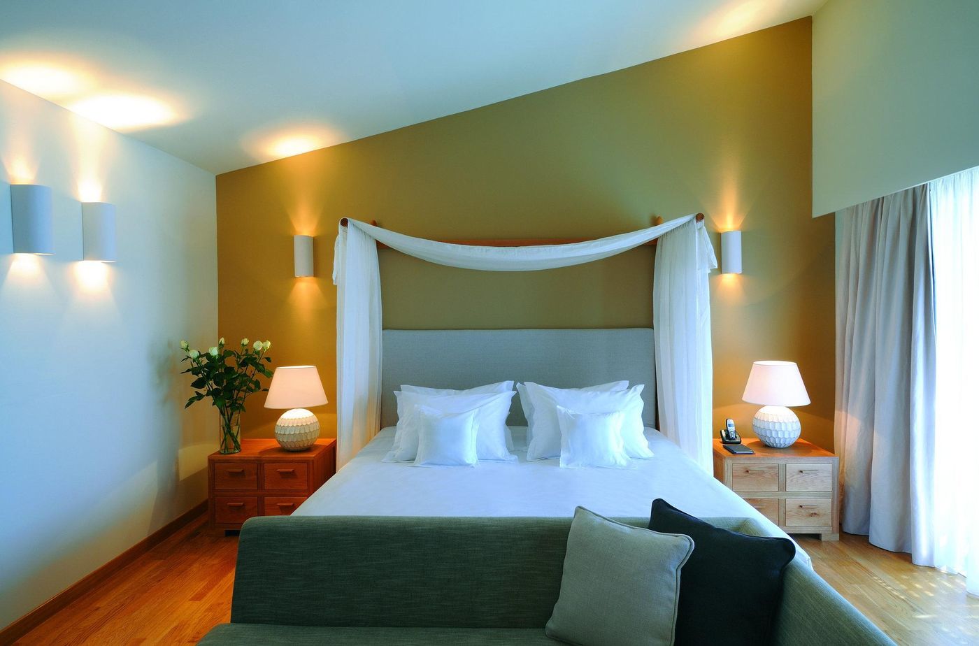 Blue-Palace--a-Luxury-Collection-Resort---Spa-Room-34