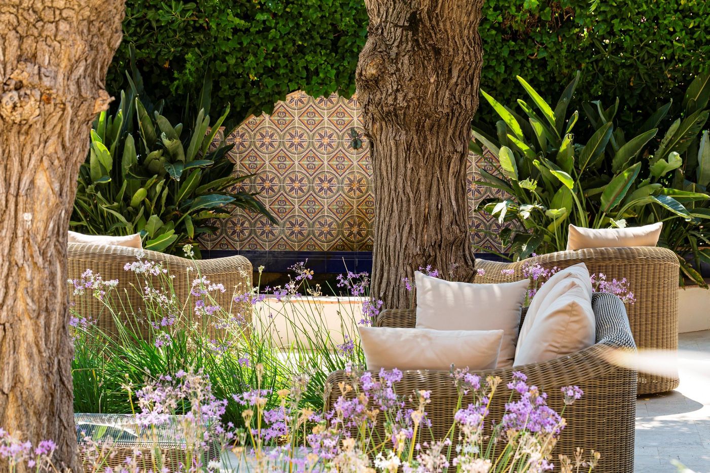 Best-Western-Premier-Montfleuri-General-view-12