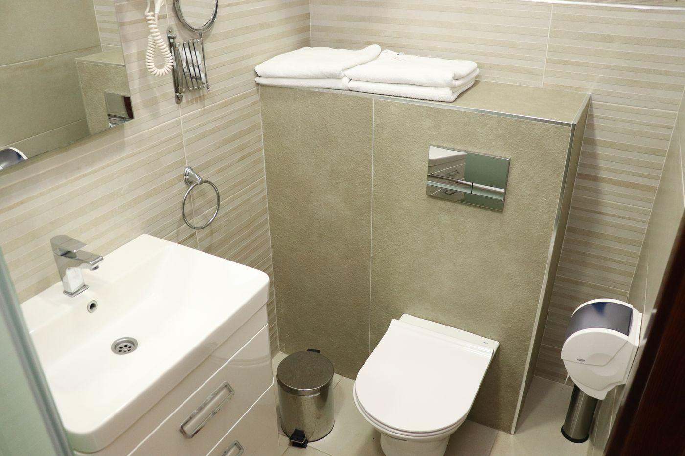 Hotel-Palata-Venezia-Room-62