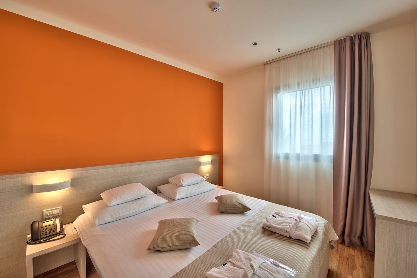 Crvena-Luka-Hotel---Resort-Room-27