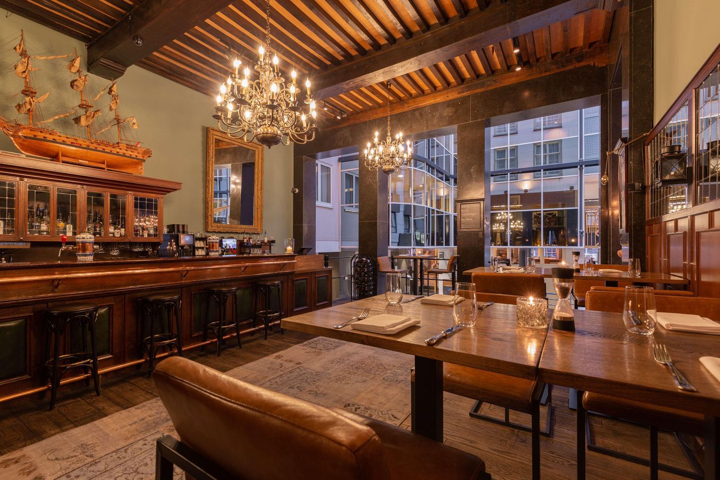 Radisson-Blu-Hotel-Amsterdam-Bar-15