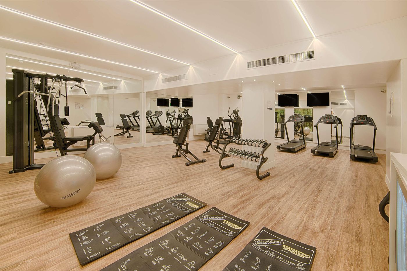 NH Genova Centro - Italy - GENOVA - Sports and Entertainment - 1