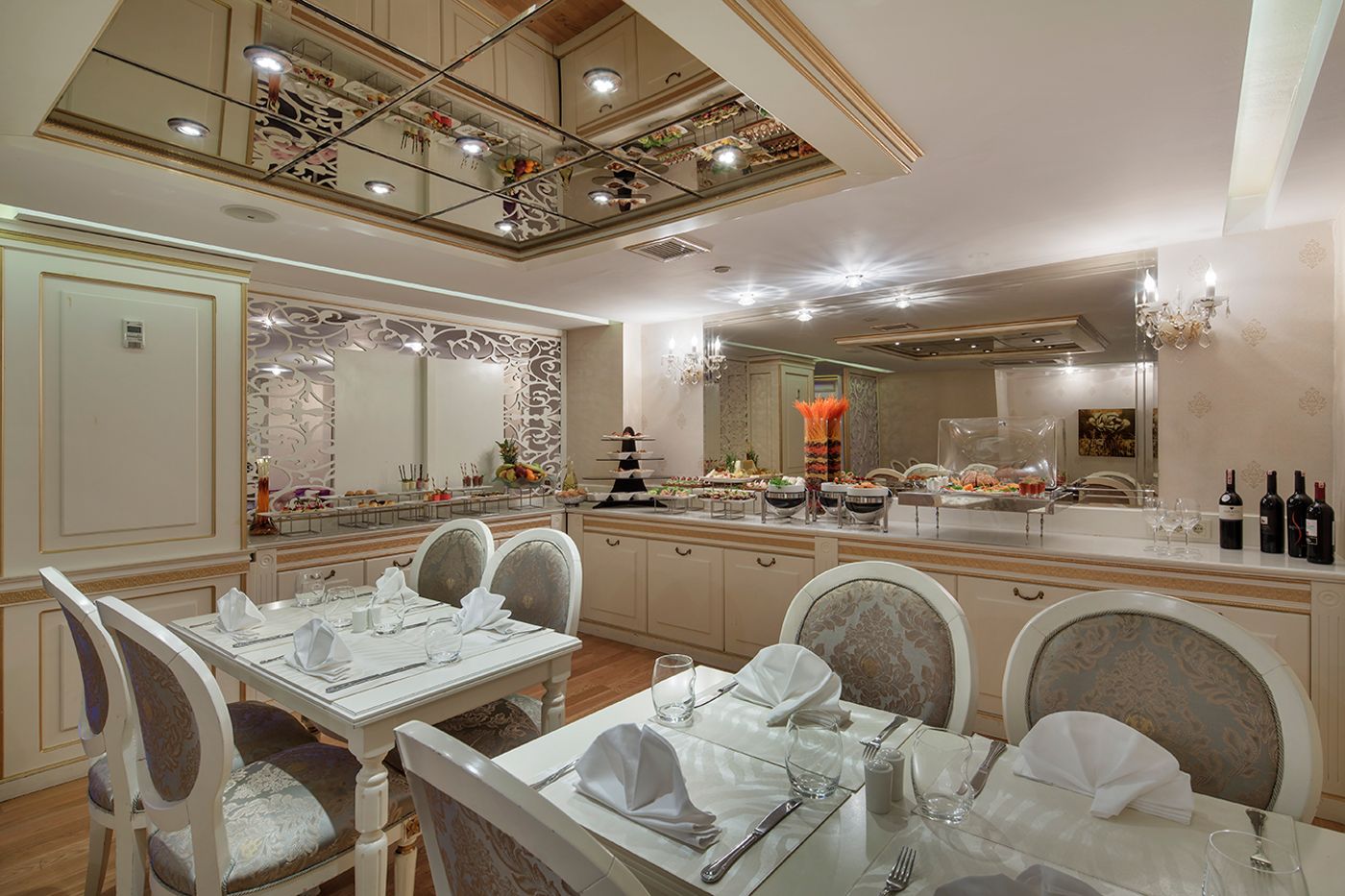 Crowne-Plaza-Istanbul---Old-City-Room-43