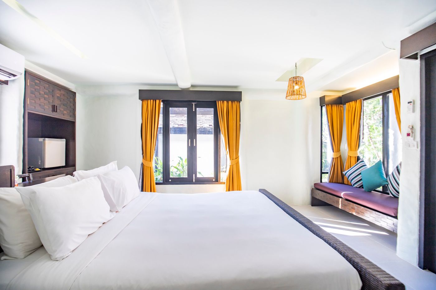 Punnpreeda-Beach-Resort-Room-19