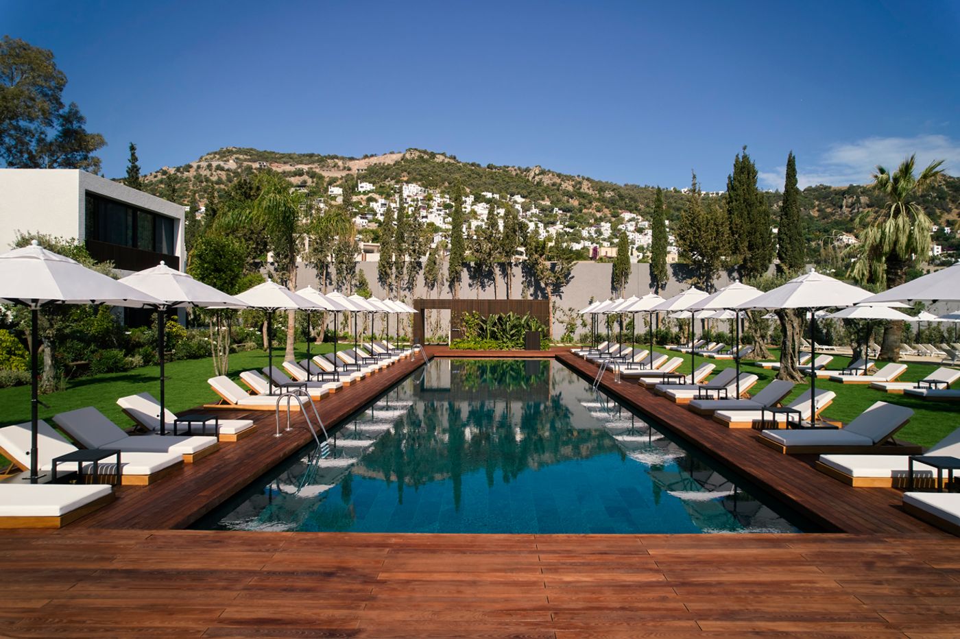 Voyage-Turkbuku-Pool-2