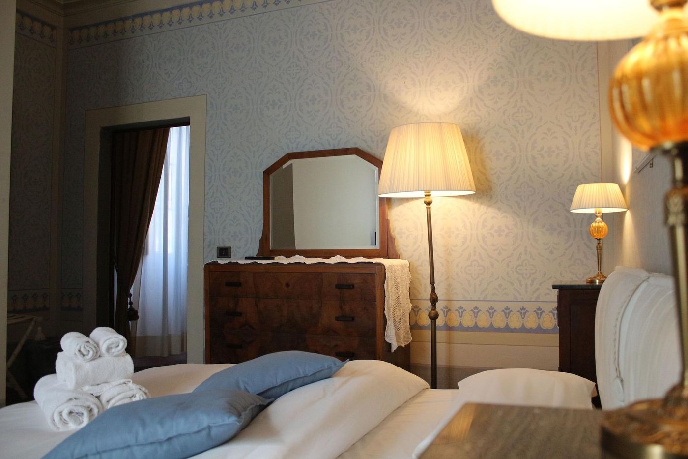 B-B-VillAmorosa-Room-26