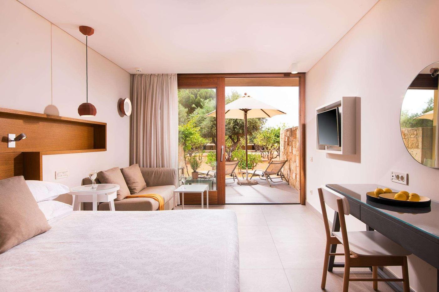 Kernos-Beach-Room-26