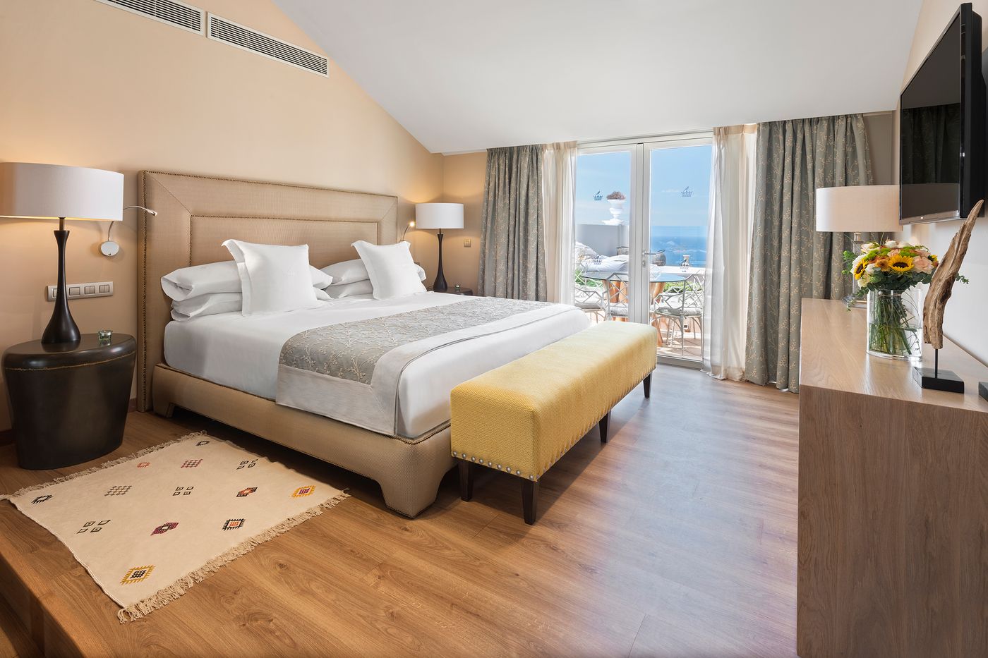 Bahia-del-Duque-Room-25