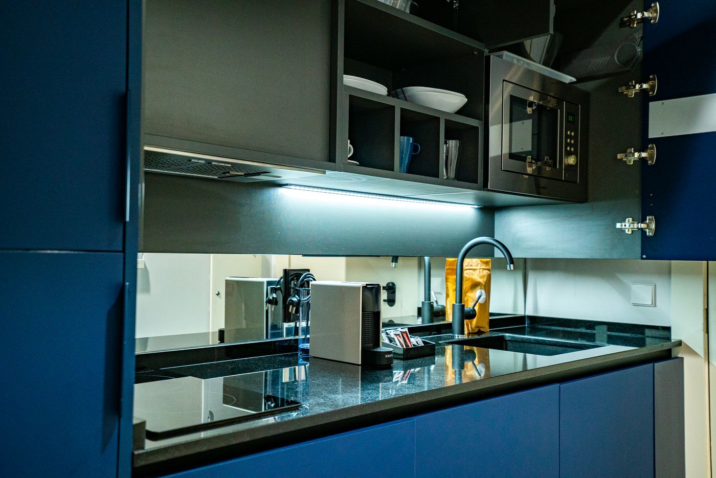 Smartrental-Collection-Gran-Via-Centric-II-Room-20