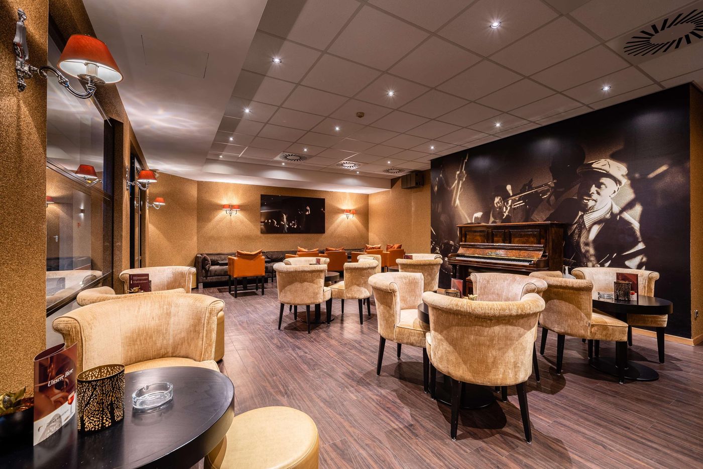 Van-Der-Valk-Hotel-Berliner-Ring-Bar-16