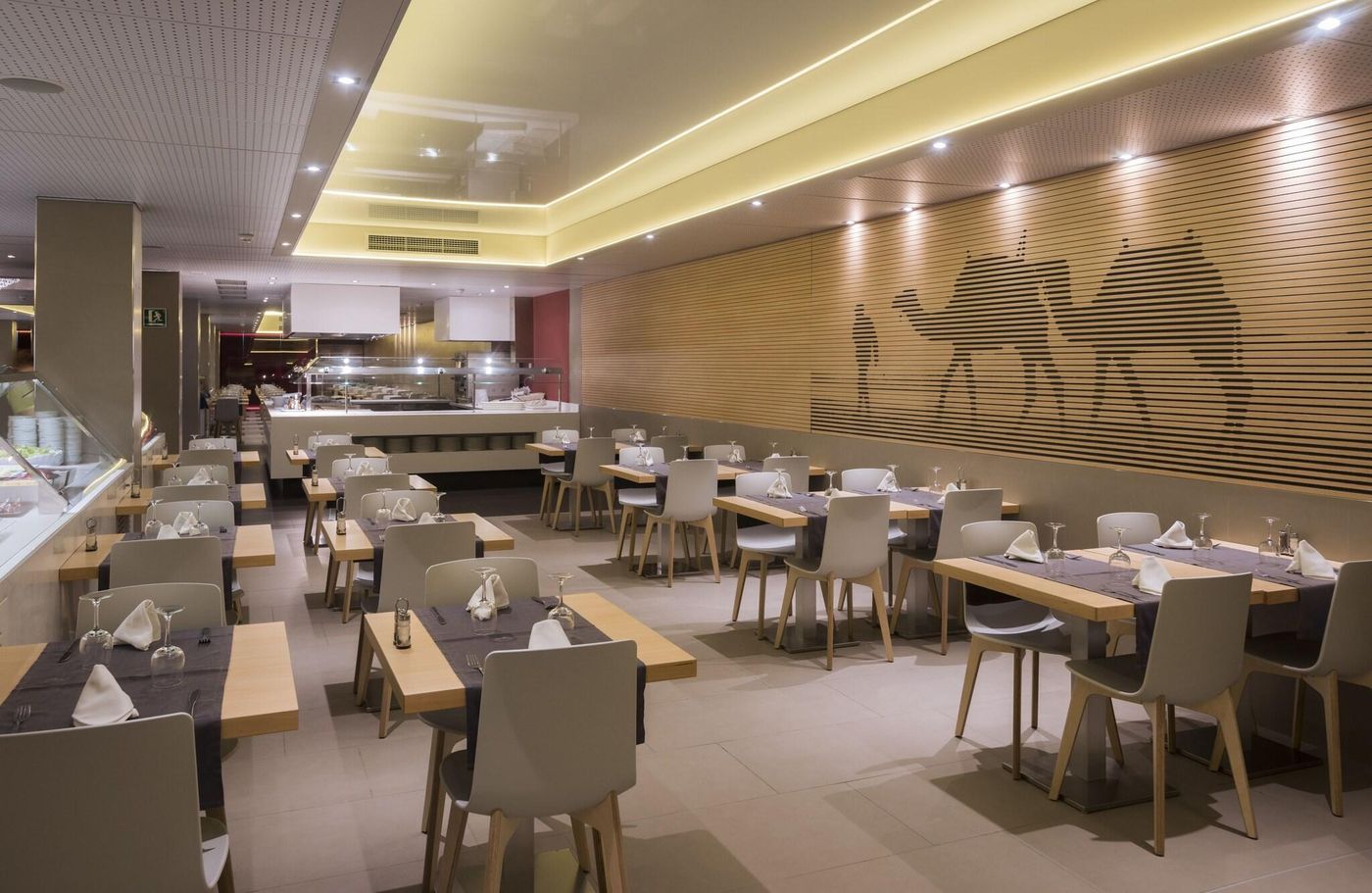 Alhambra-Restaurant-49