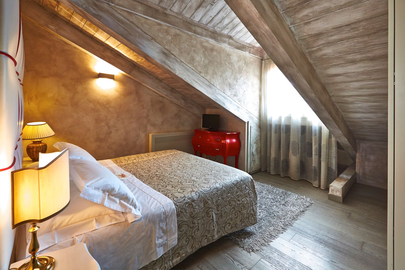 Hotel-Antiche-Figure-Room-33