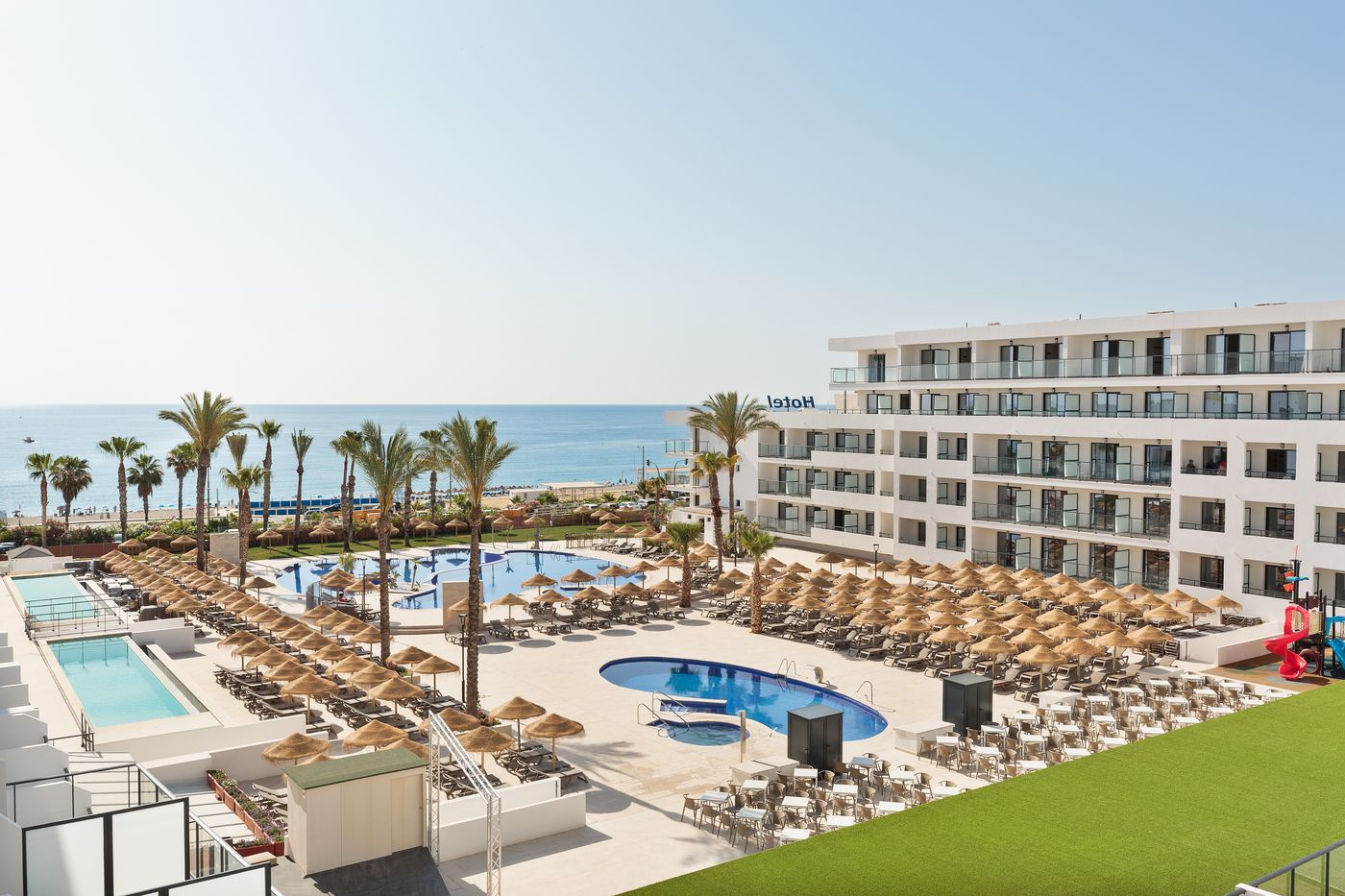 Best-Oasis-Tropical-General-view-13