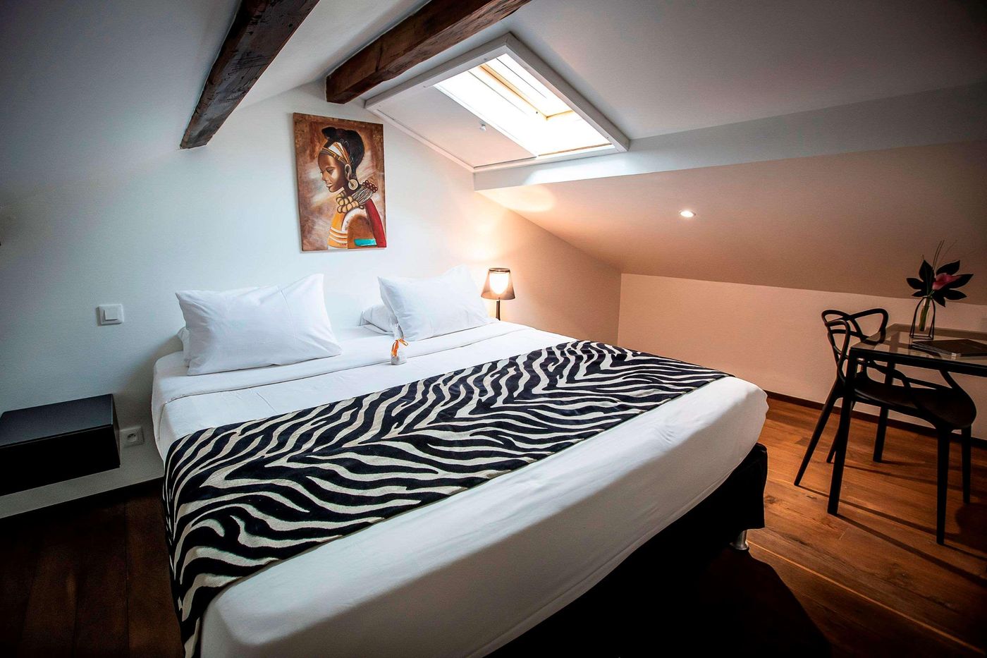 Hôtel Le Manoir-France-LA ROCHELLE-Room-9