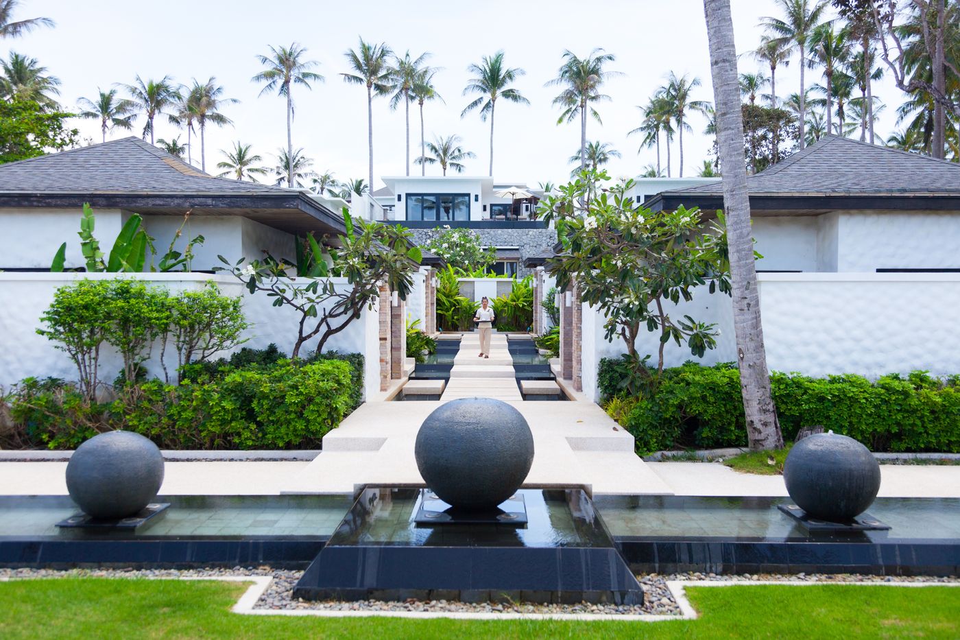 The-Racha-Sports-and-Entertainment-1