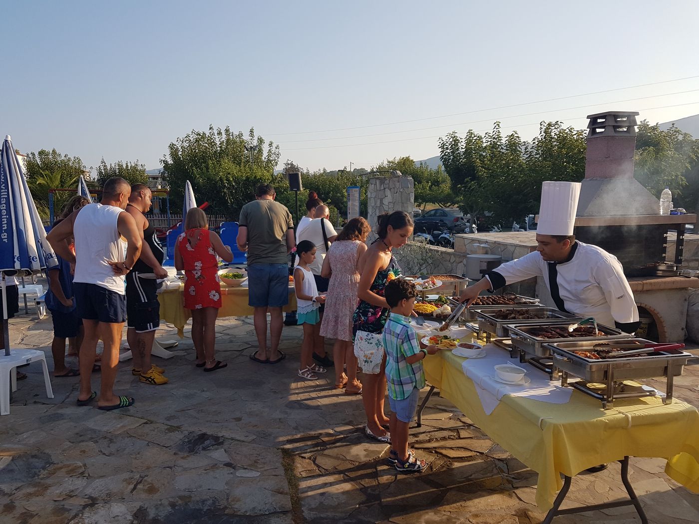 Village Inn Studios and Apartments