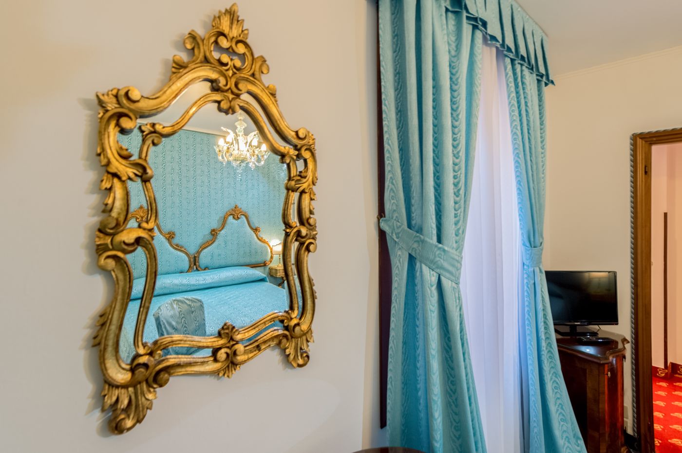 Giorgione-Hotel-Room-35