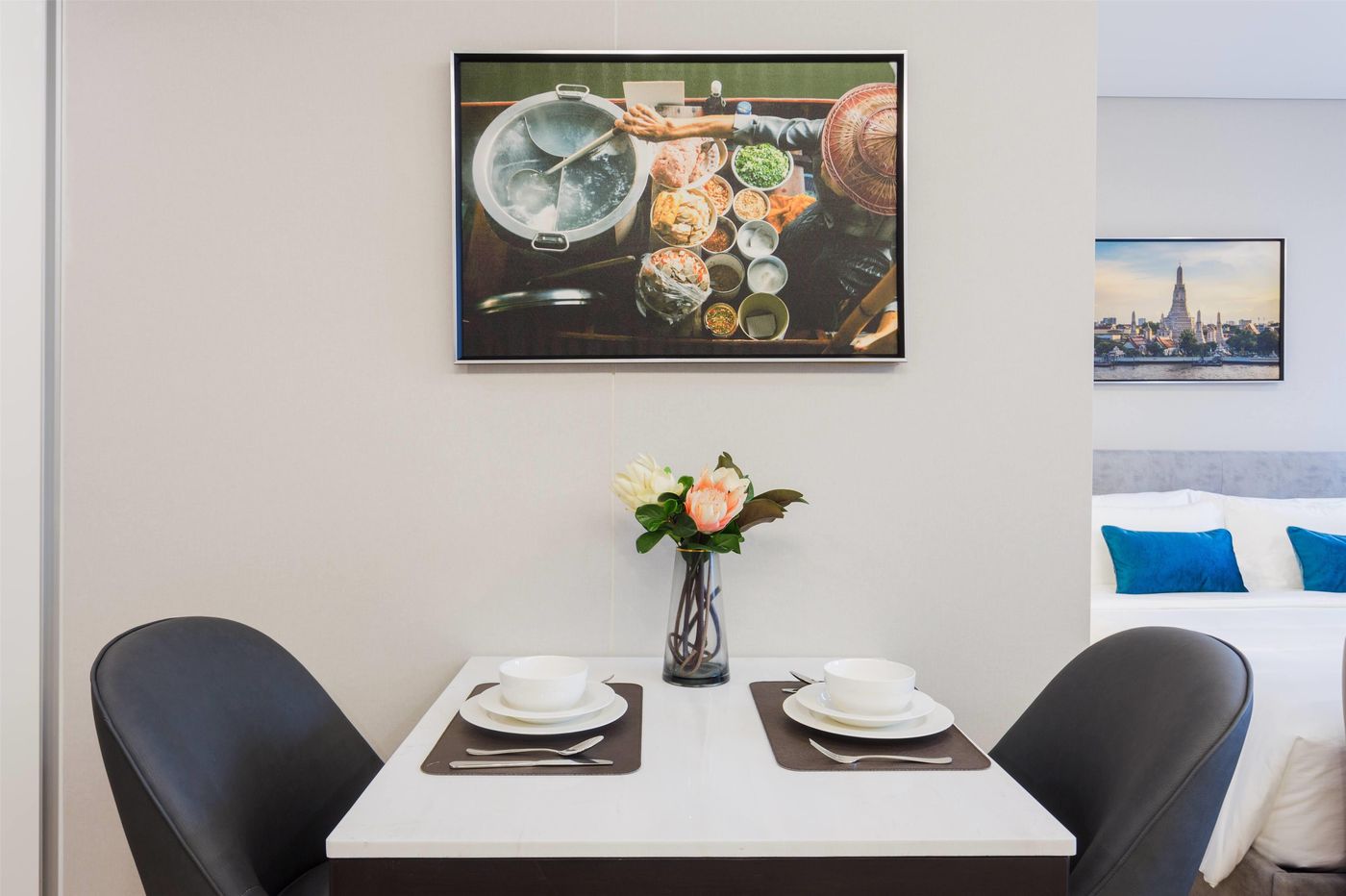 Wyndham-Bangkok-Queen-Convention-Centre-Room-51