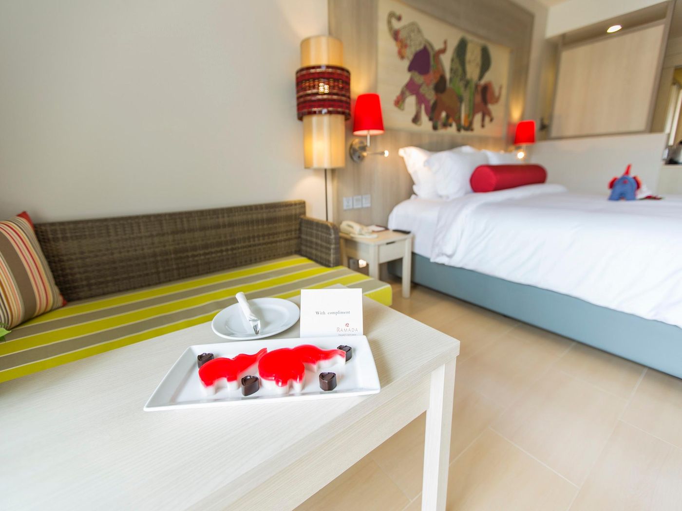 Ramada-By-Wyndham-Phuket-Deevana-Room-51