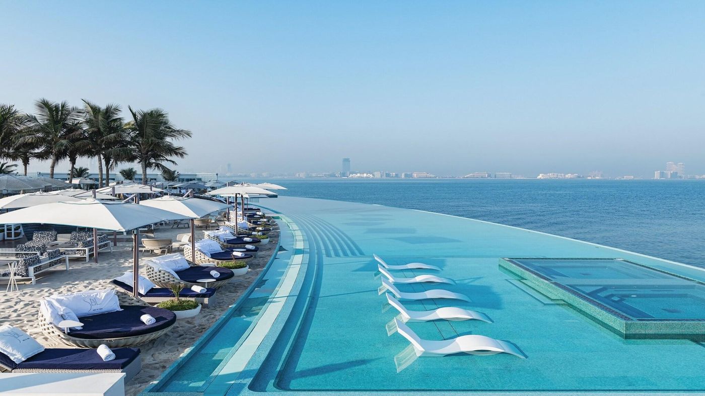 Burj-Al-Arab-Pool-4