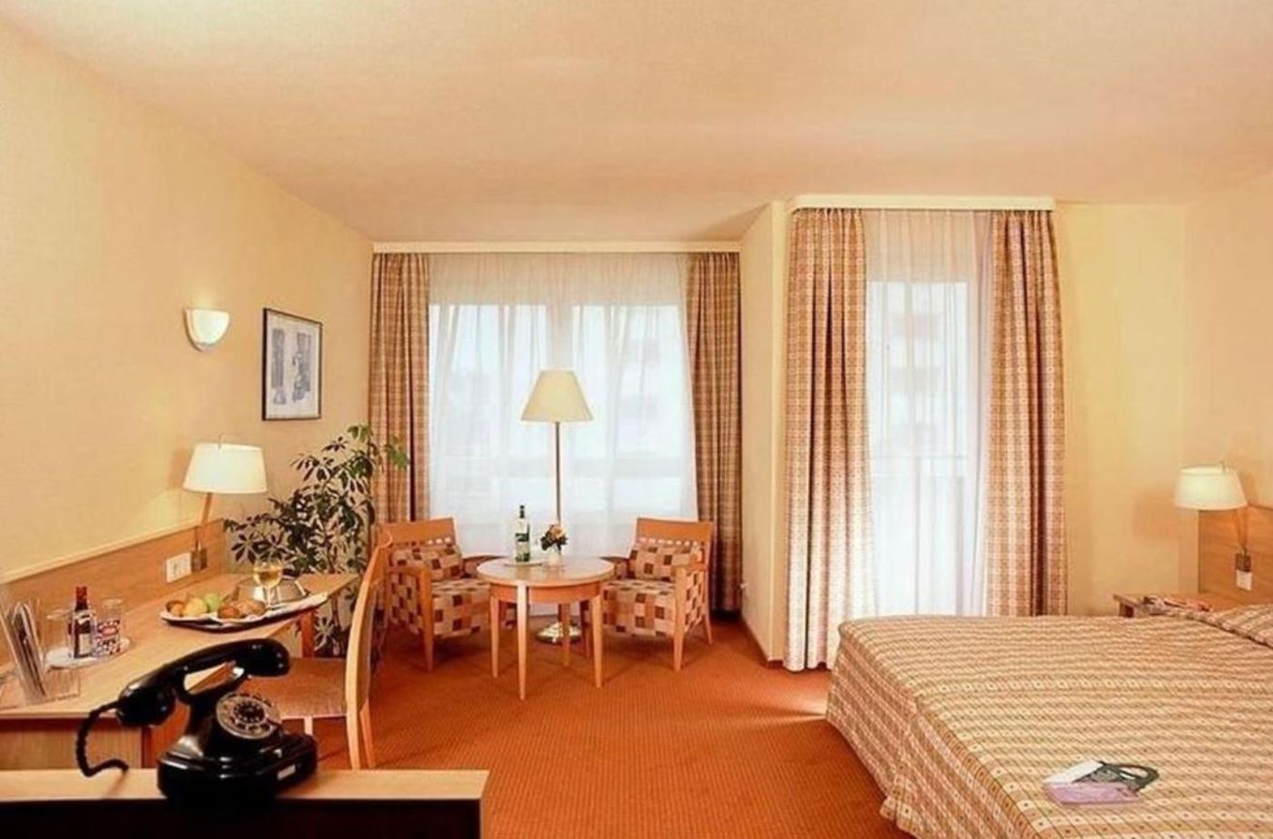 Mercure Hotel Bad Homburg Friedrichsdorf - Germany - FRIEDRICHSDORF - Room - 0