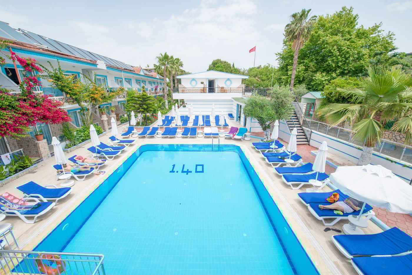 Side-Sunberk-General-view-2