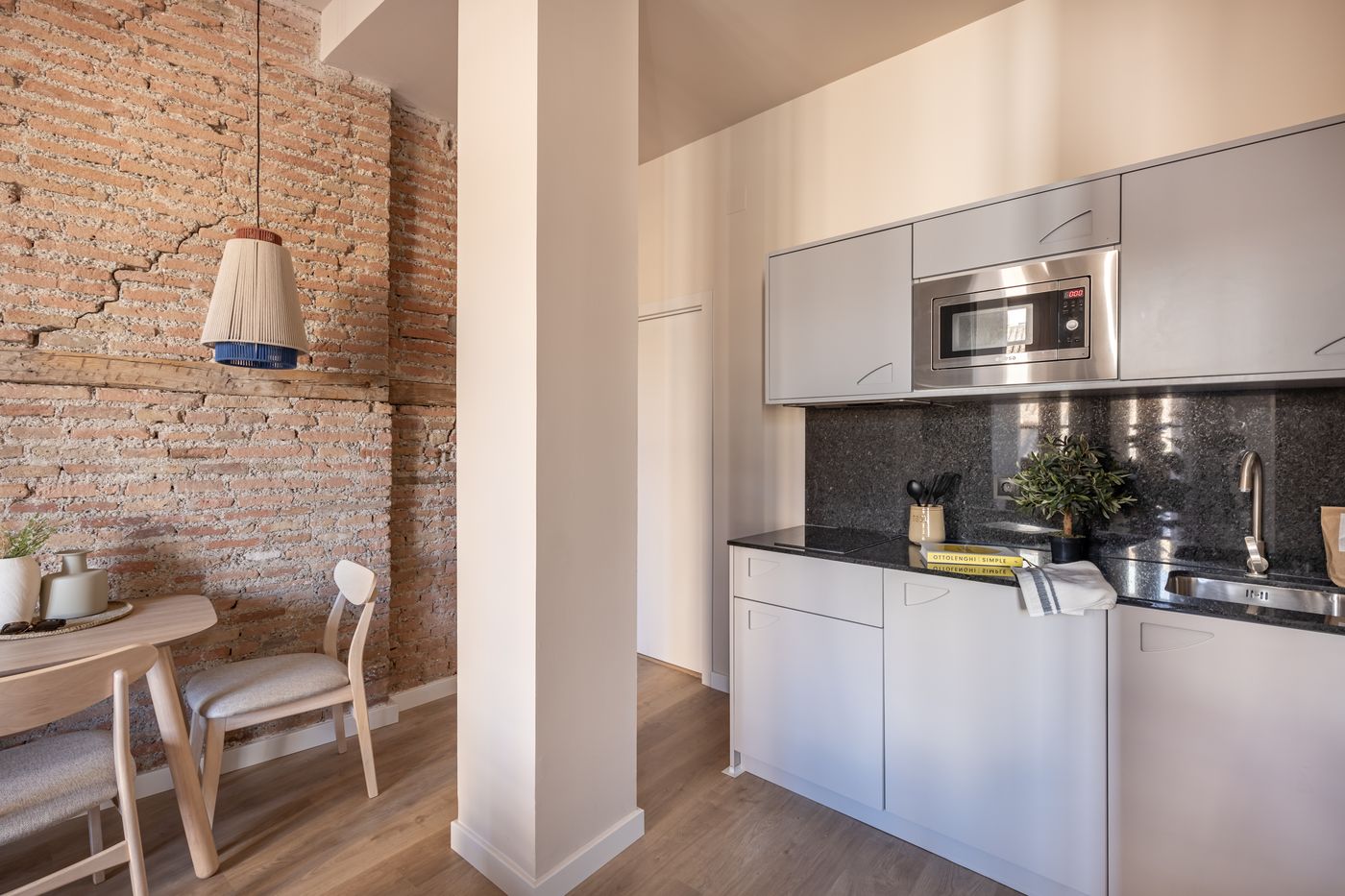 Libere-Malaga-Teatro-Romano-Room-22