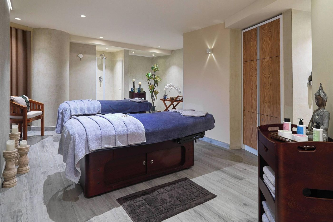 Le-Meridien-St--Julians-Hotel---Spa-Sports-and-Entertainment-70