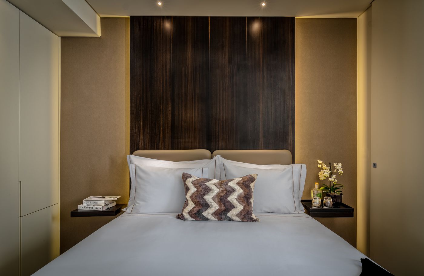 Moon-and-Sun-Lisboa-Room-40