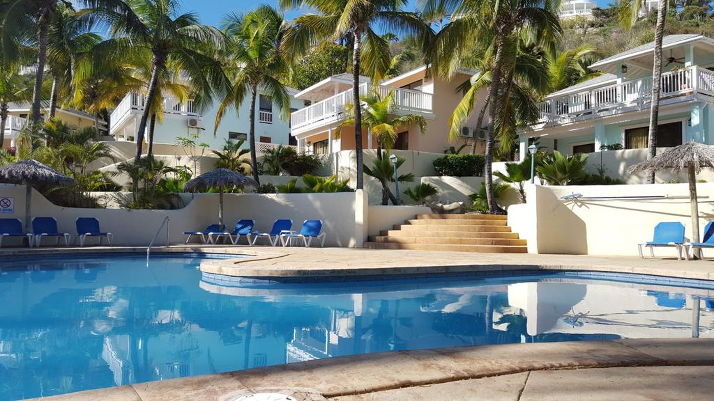 St. James's Club & Villas