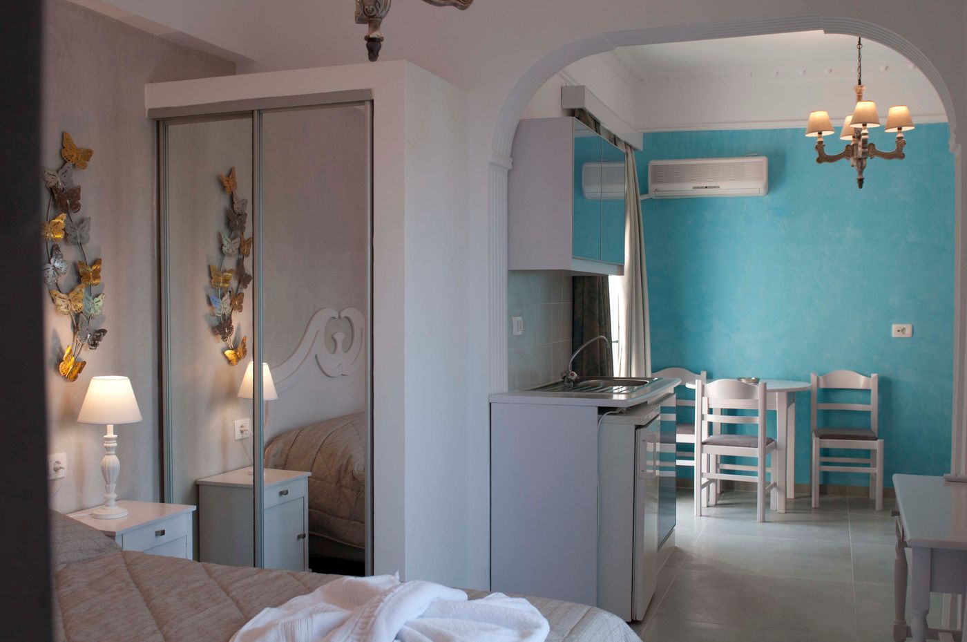 Blue Sea Hotel & Studios