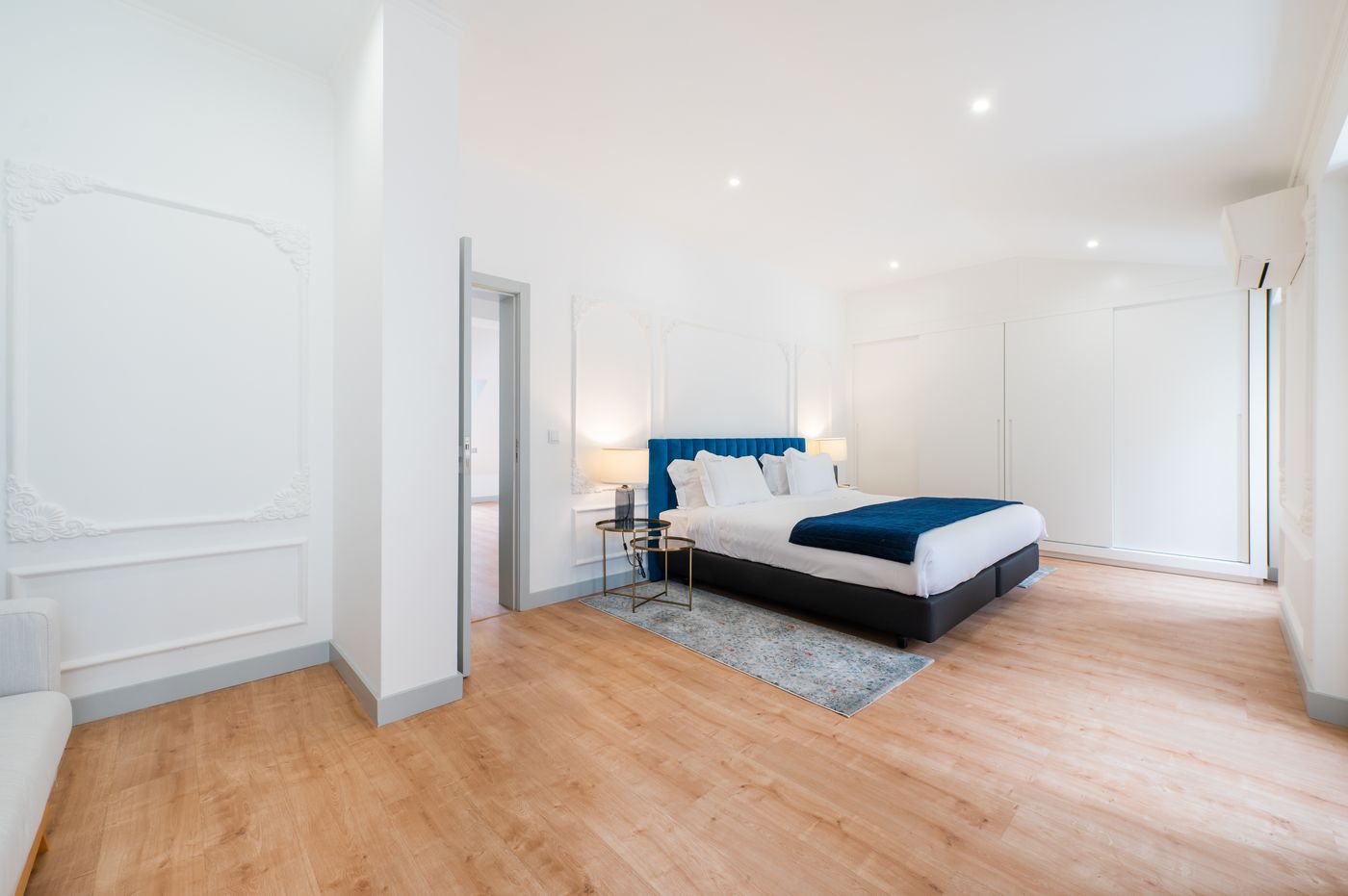 Via-Augusta-129-Room-20