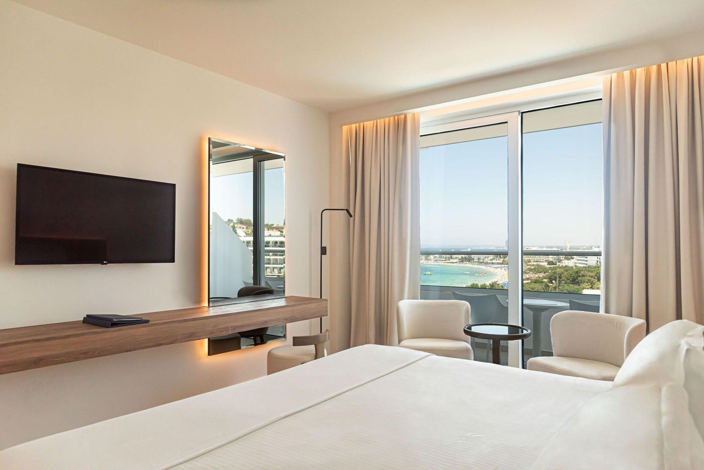 Grecian-Sands-Hotel-Room-20