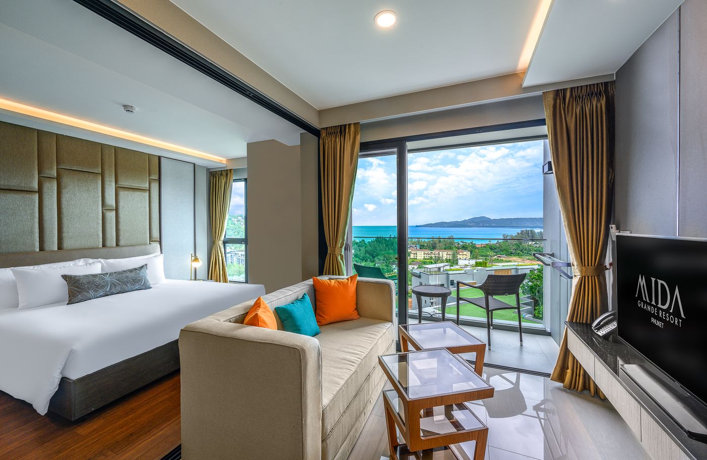 MIDA-Grande-Resort-Phuket-Room-40