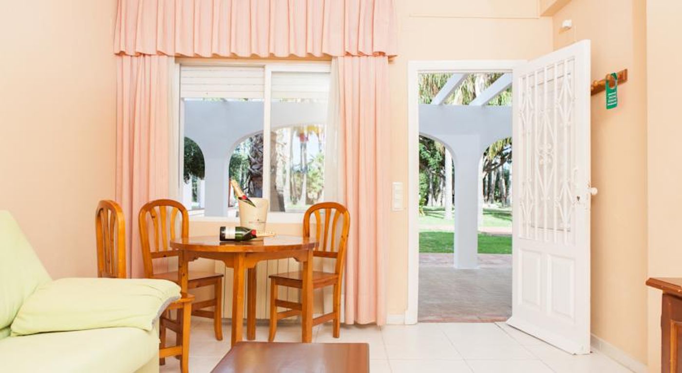 Wonderwall Music- Adults Only