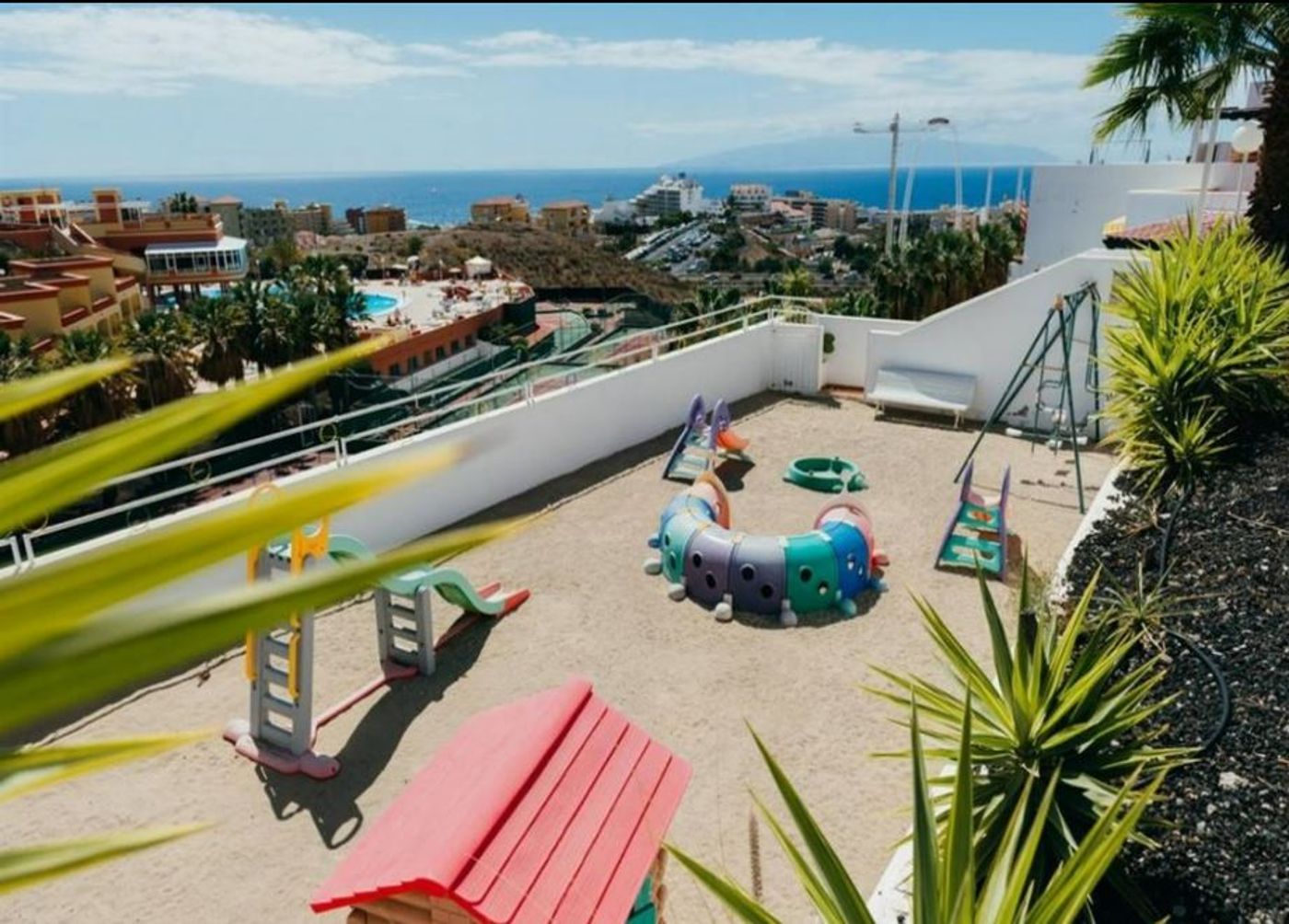 Neptuno-Costa-Adeje-Sports-and-Entertainment-41