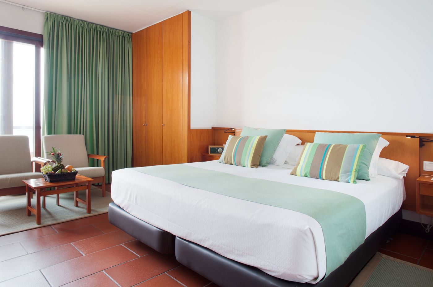 Almadraba-Park-Room-27