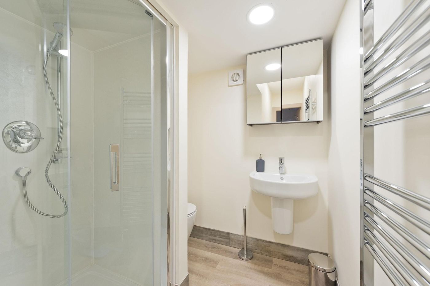 Henrietta-Suites-City-Centre-Room-55