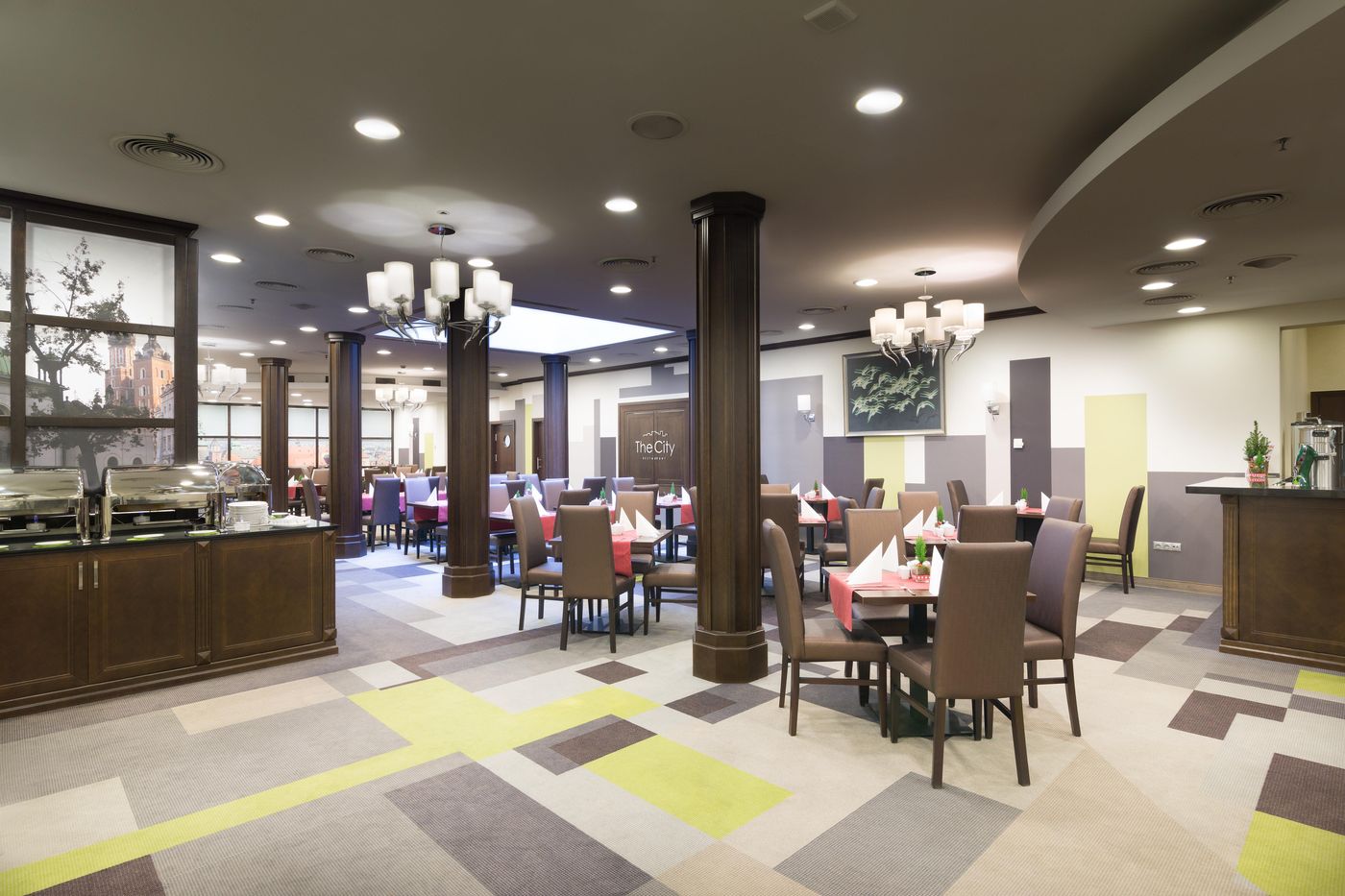 Holiday-Inn-Krakow-City-Centre-Restaurant-21